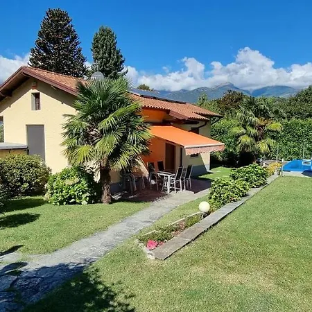 Casa Favorita Colico