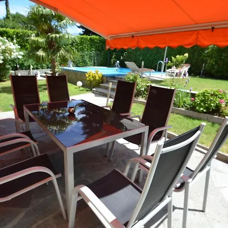 Casa Favorita Semesterbostad *