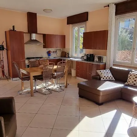 Semesterbostad Casa Favorita