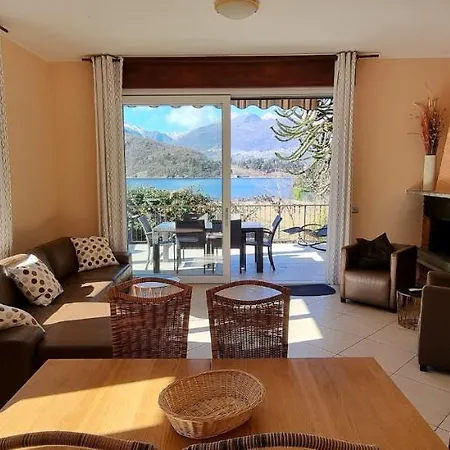 Casa Favorita Colico