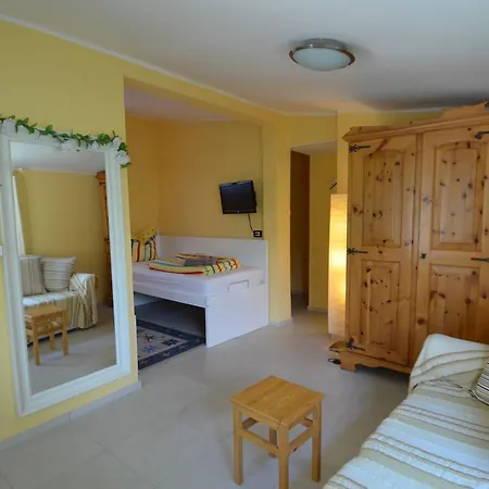 Semesterbostad Casa Favorita Colico